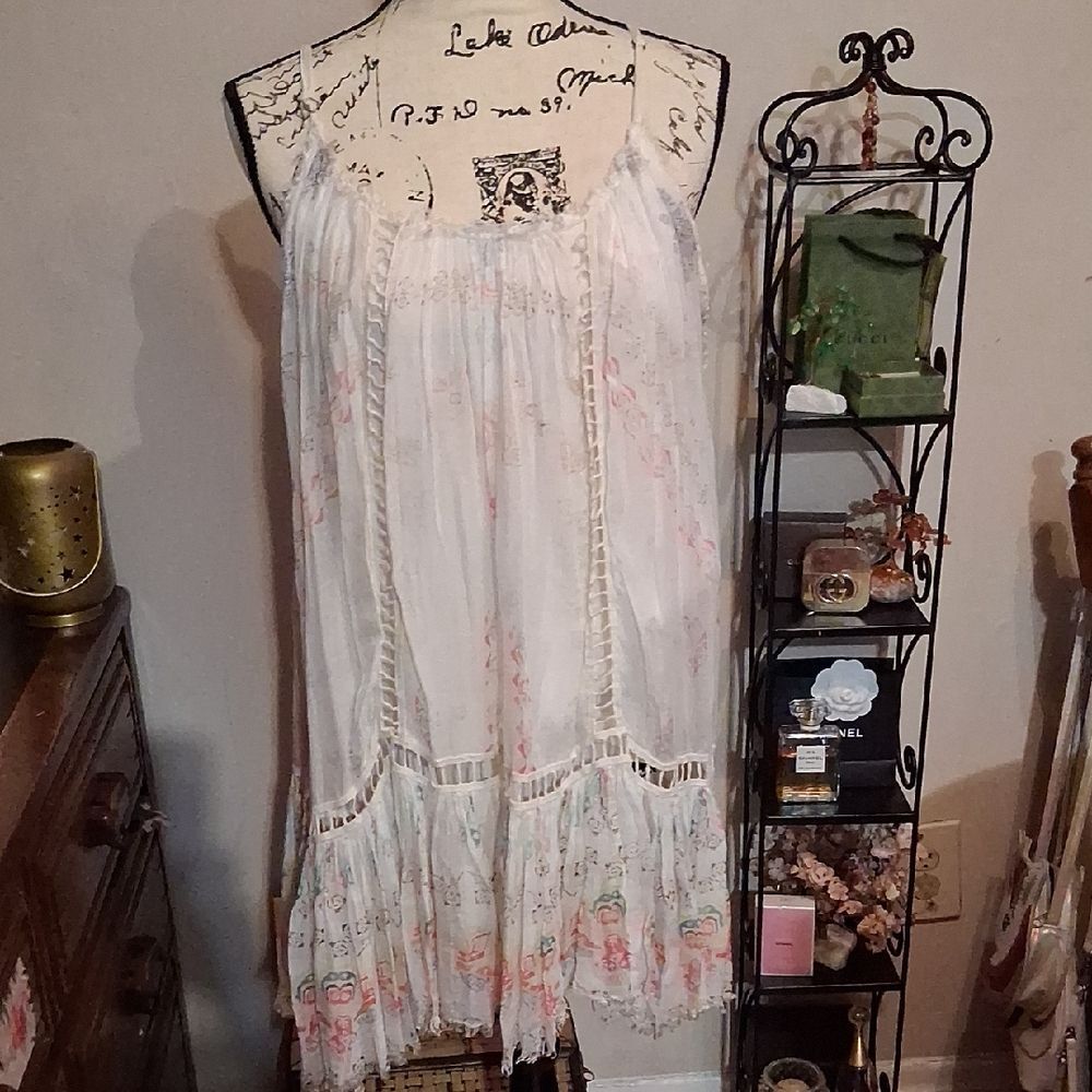 Free People FP ONE White Floral Sleeveless Bohemian Dress Size Small